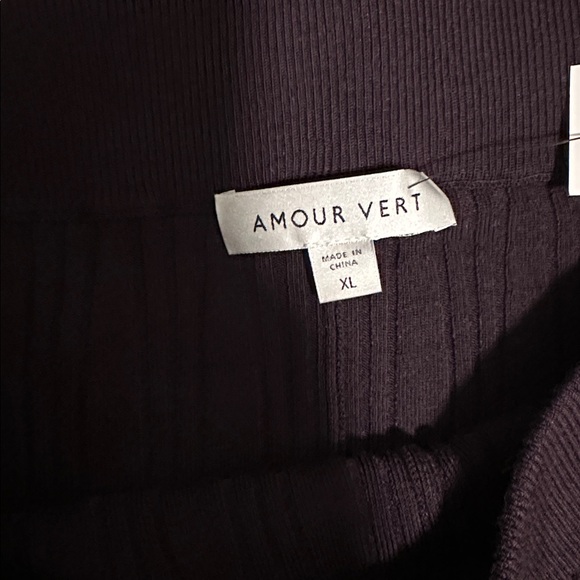 Amour Vert Knit Skirt - Picture 4 of 5